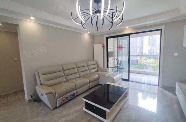 阿尔卡迪亚荣盛碧水湾3室2厅144㎡110万二手房图片