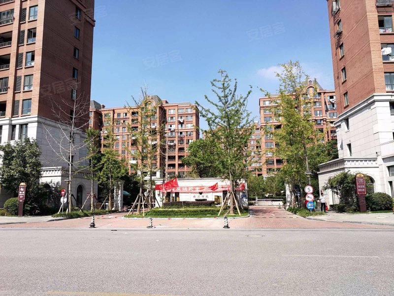 中星海上名豪苑御菁园 