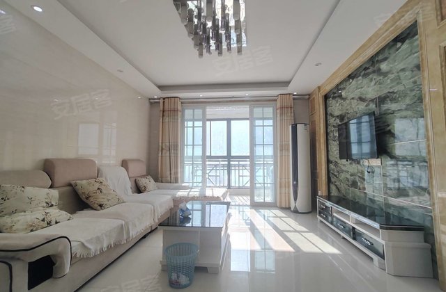 新能源水木清华3室2厅132㎡65.8万二手房图片