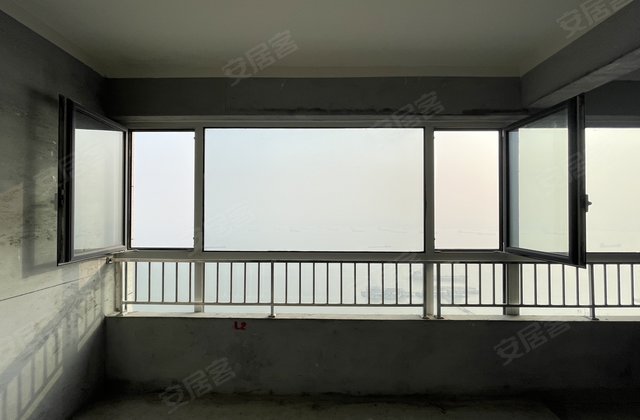 置地天玺二期3室2厅113㎡70万二手房图片