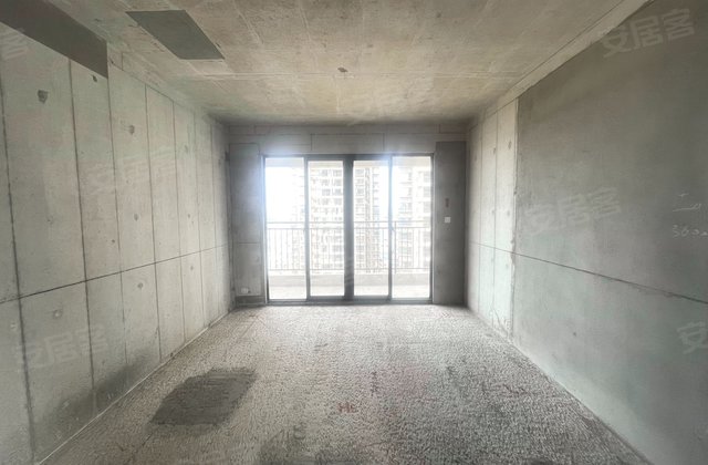 彰泰欢乐颂4室2厅114㎡49万二手房图片