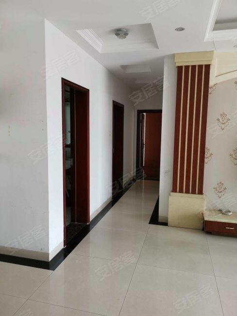 房东自荐天佑国际公寓铁一小铁一中精装修电梯房领包入住,天佑国际