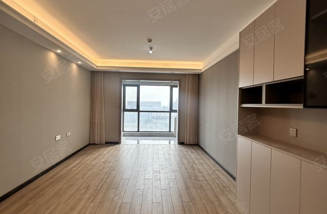 万科大都会云麓3室2厅110㎡103万二手房图片