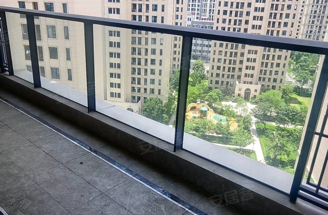 东潮府3室2厅116.08㎡215万二手房图片