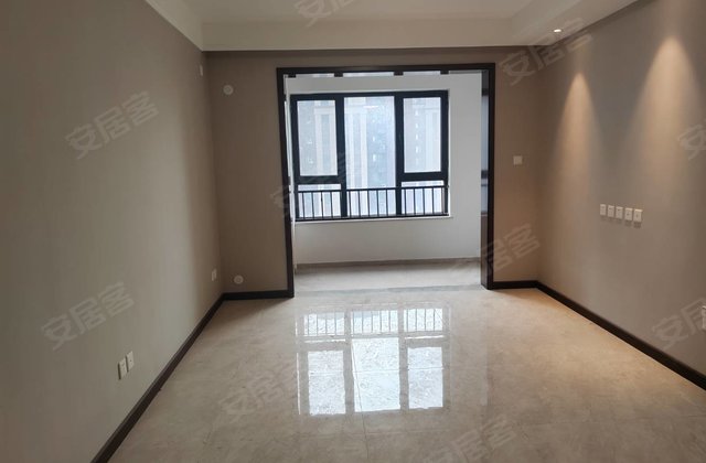 保利拉菲公馆3室1厅88.77㎡63.8万二手房图片