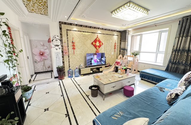 东方世家3室2厅118㎡100万二手房图片