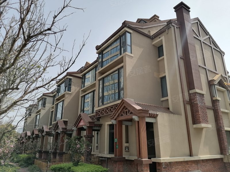 湖畔天下(商住楼)