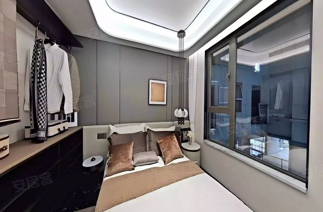 阳光大地4室2厅125㎡48.8万二手房图片