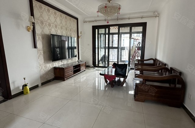 恒大御景半岛3室2厅125㎡158万二手房图片