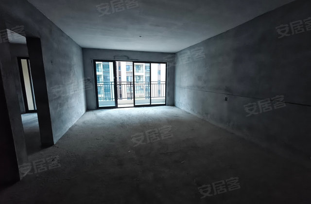 碧桂园学府里4室2厅143㎡76.8万二手房图片