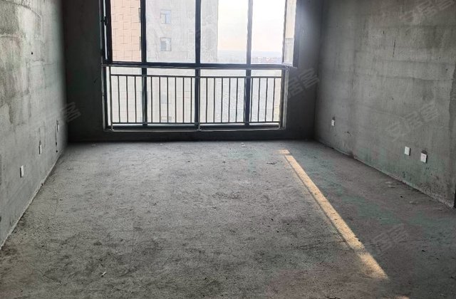 麟泰花园4室2厅146㎡82万二手房图片