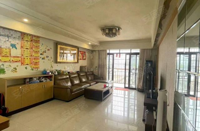 畔山雅园4室2厅175.8㎡51万二手房图片