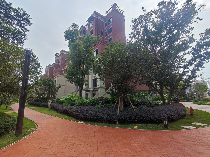 协信星麓原悠里