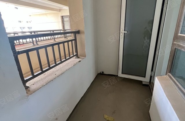 中梁首府3室2厅107㎡118万二手房图片