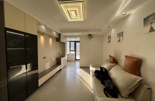 湖南街住宅楼2室1厅61.27㎡23.5万二手房图片