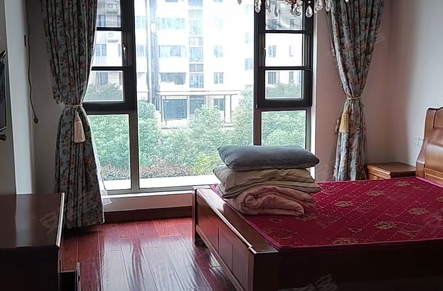 汇鑫北岭府3室2厅139㎡160万二手房图片