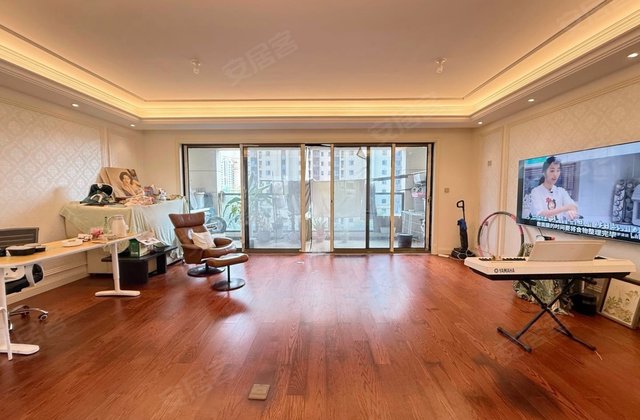 海尔翡翠文华K区4室2厅168㎡320万二手房图片