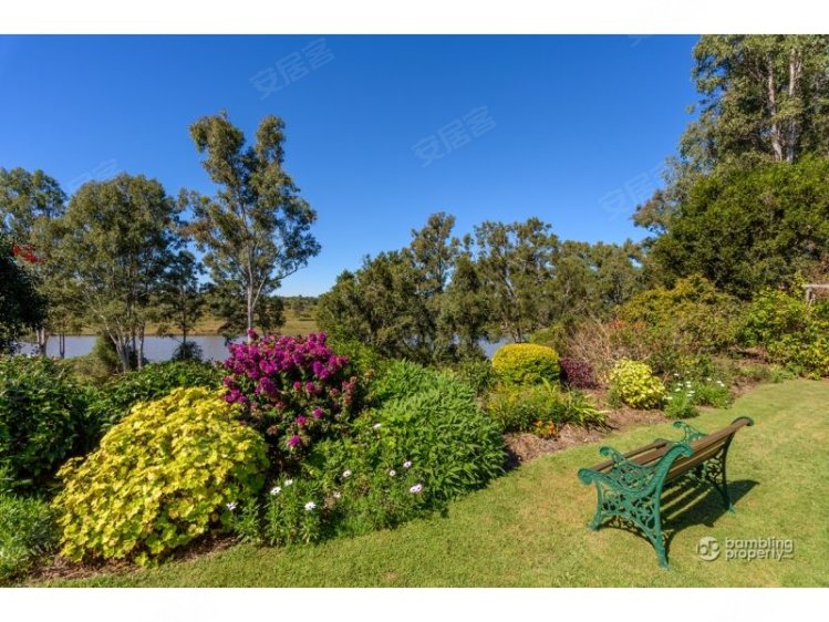 澳大利亚昆士兰州班达伯格约¥315万典雅的精美住宅，位于水滨二手房独栋别墅图片