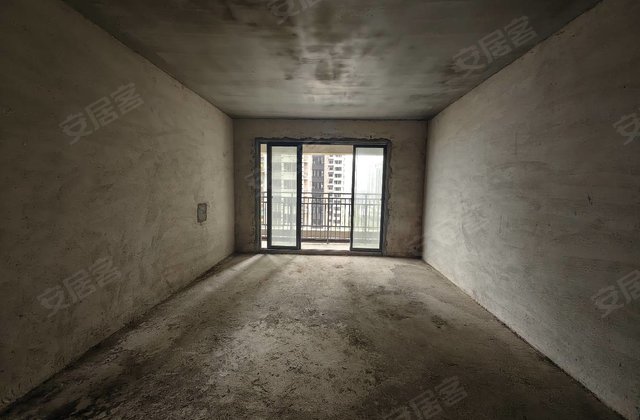 通泰爱丽嘉园5室2厅143㎡75万二手房图片