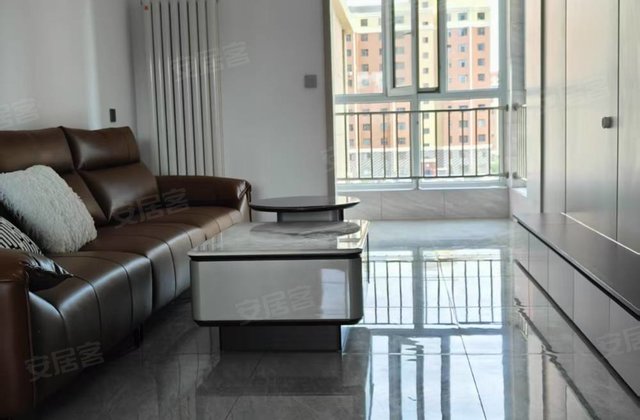 天保新城(东区)3室2厅106㎡55万二手房图片