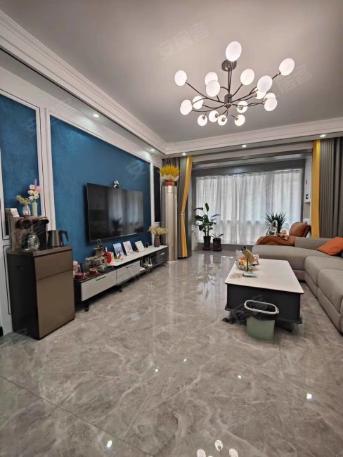 景悦城市名家3室2厅1卫135㎡南北53万