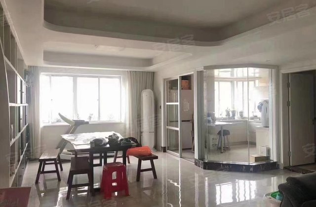 玉环港航3室2厅140㎡165万二手房图片
