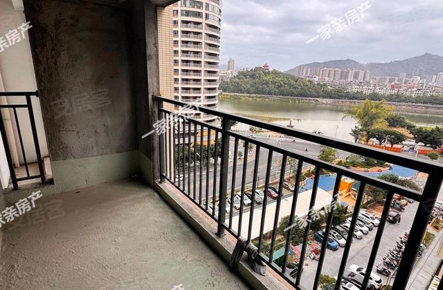 东升家园3室2厅121㎡165万二手房图片