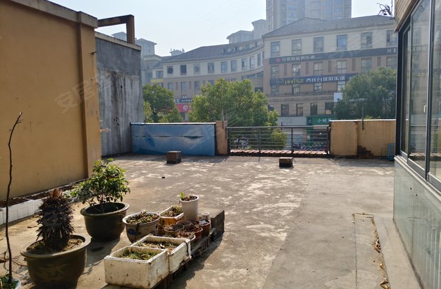 柴桑春天一区3室2厅133㎡115万二手房图片