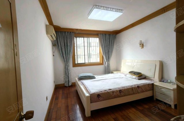 南苑小区4室2厅128㎡59万二手房图片