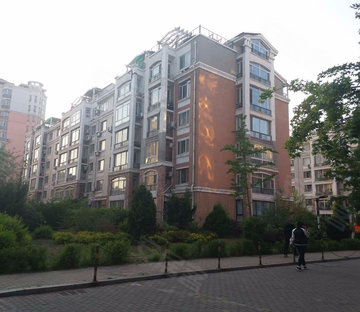 新上房源,三室,位置好,采光佳,看房方便,交通便利,水榭花都二手房,129