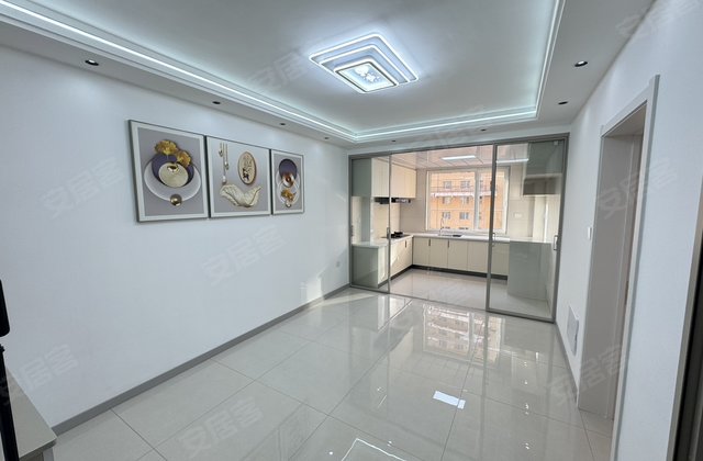 日新小区1室1厅57㎡13.3万二手房图片