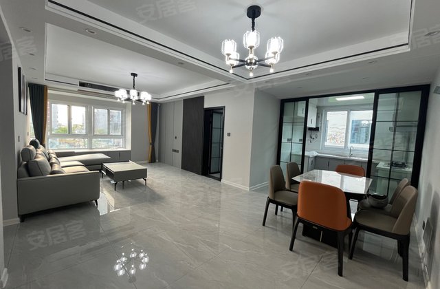 人家月湖3室2厅2卫129㎡南北低层(共18层)2015年建造西城花园淮安区