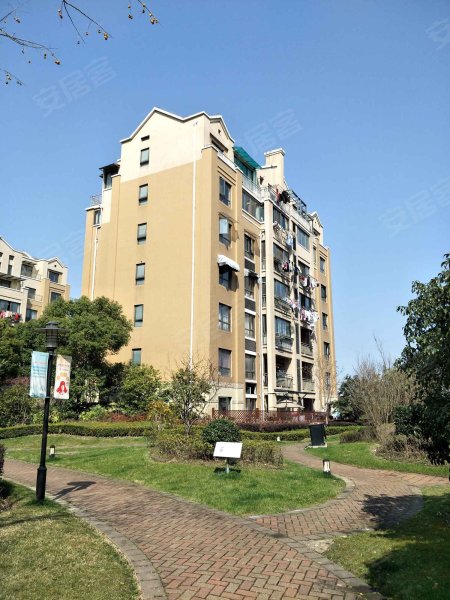 保利湖畔阳光苑(东区) 