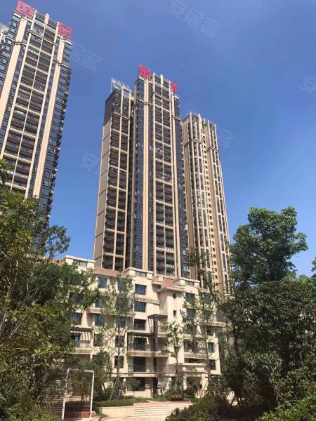 中铁世纪金桥锦湖园