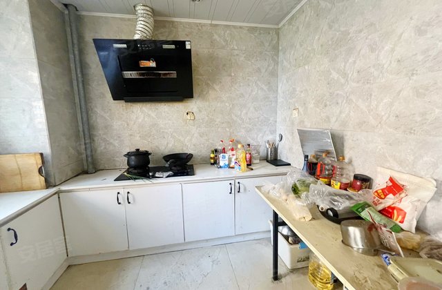 采香三村3室2厅148㎡110万二手房图片