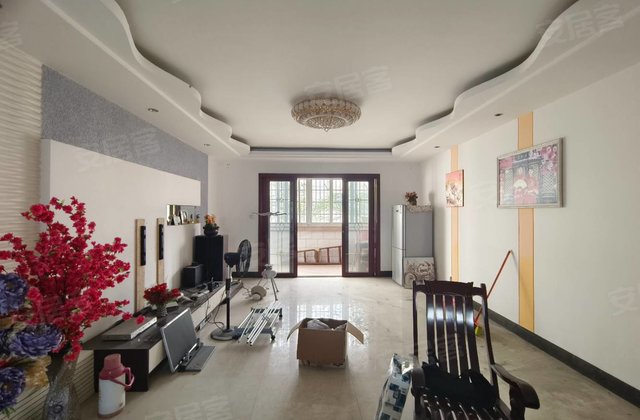 清湾花园4室2厅154㎡43万二手房图片