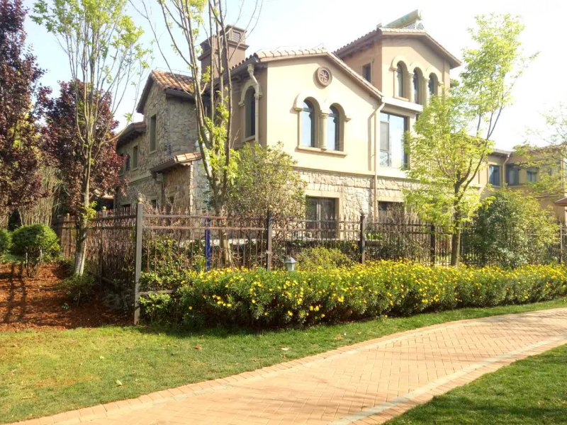 公园1903蒙塔溪(别墅),前卫西路-昆明公园1903蒙塔溪(别墅)二手房