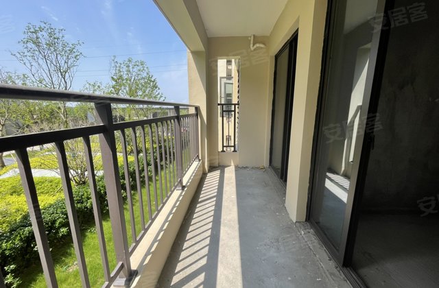 鹰潭绿地国际理想城3室2厅105㎡45万二手房图片