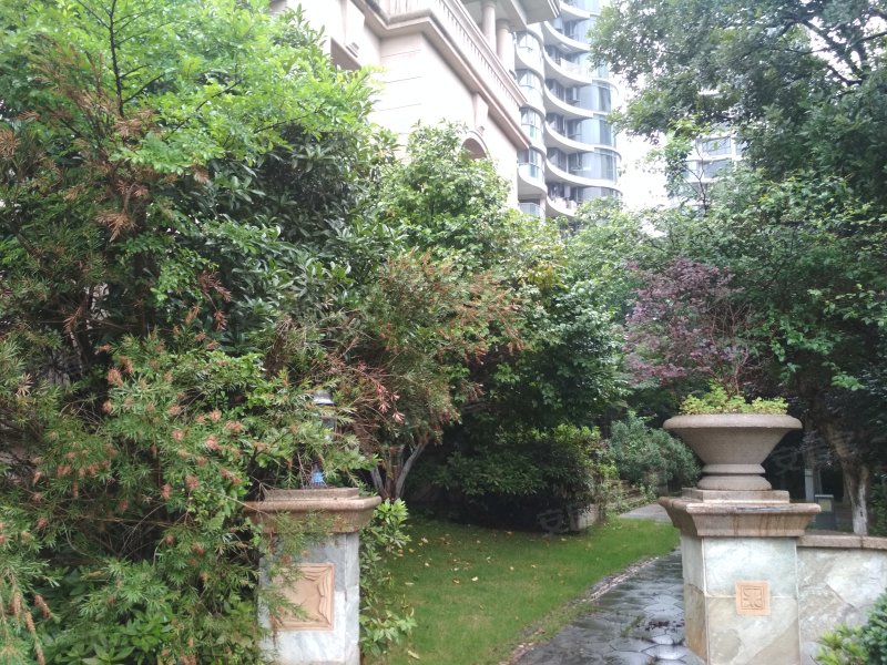 日湖花园(别墅)