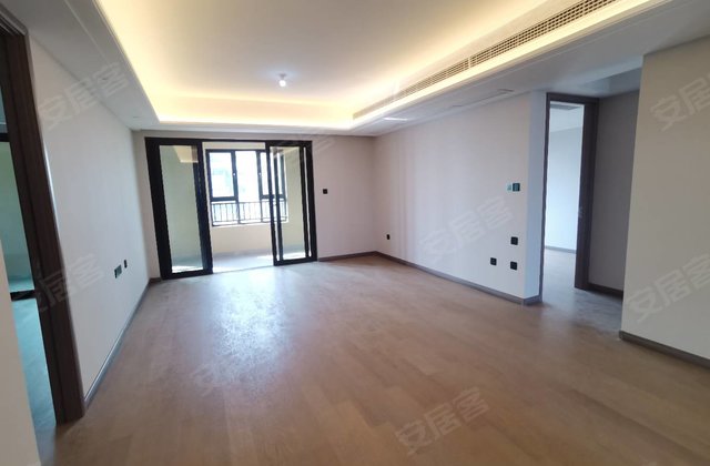 雅居乐万科中央公园3室2厅145㎡238.8万二手房图片