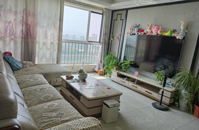 三星名仕公馆3室2厅151㎡165万二手房图片