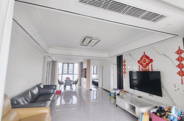 御景豪庭B区3室2厅135㎡65万二手房图片