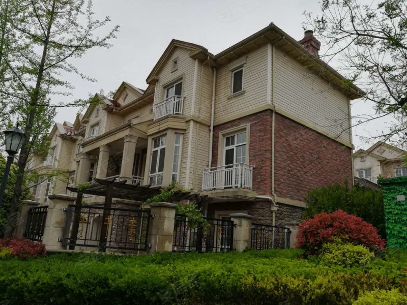 洞林湖新田城(别墅),新田大道,近中原西路-郑州洞林湖新田城(别墅)