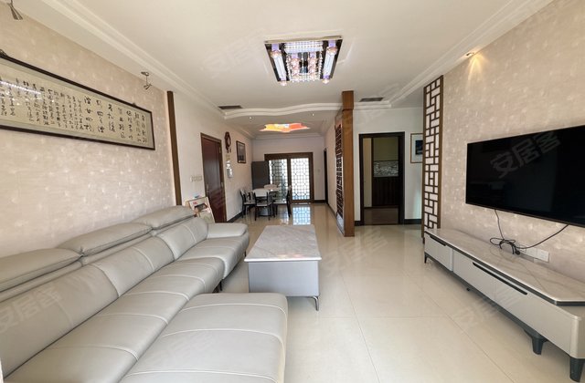 鸿都雅苑4室2厅110㎡63.8万二手房图片