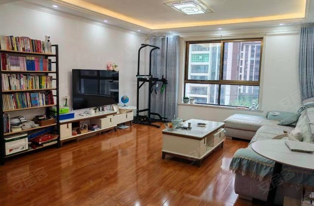 隆兴浅水湾公寓3室3厅160㎡99.8万二手房图片