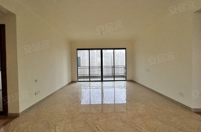 碧桂园城央壹品5室2厅140㎡86.8万二手房图片