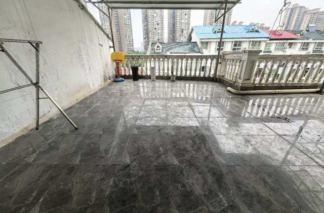 蒸湘世纪城6室2厅235㎡45.8万二手房图片