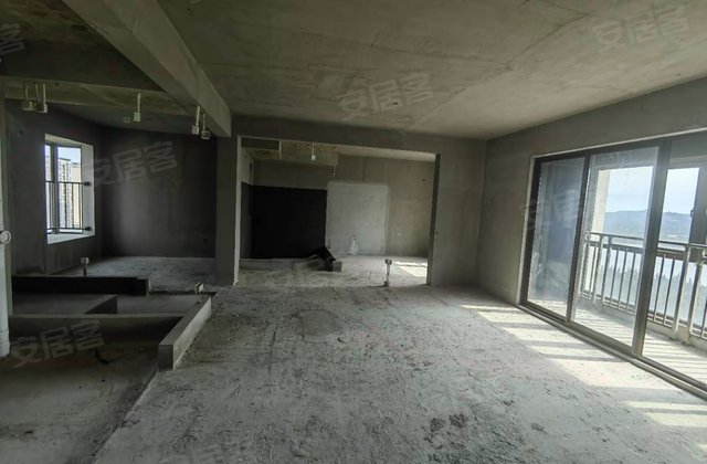 奥园鼎新海樾岚庭4室2厅133㎡130万二手房图片