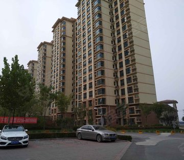 珠光御景全阳两居带装修89平 85万业主急售