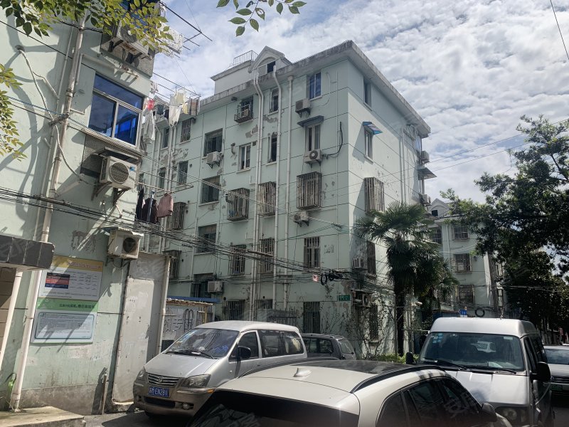 西泥路95弄小区 